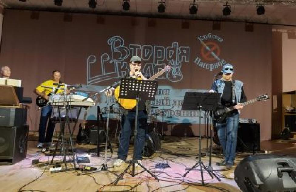 «Не кури, брат»: рок-концерт в поддержку здорового образа жизни прошел в Октябрьском КДЦ