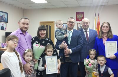 Молодые семьи Куйбышевского района получают социальные выплаты на приобретение жилья