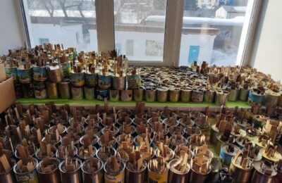 Более 200 свечей и 20 посылок отправится на передовую из Куйбышева