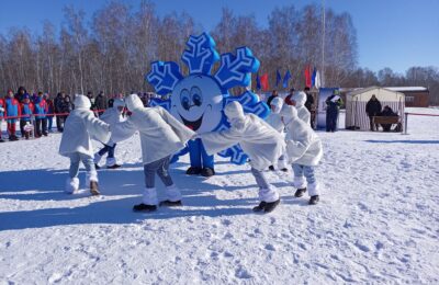 Первенство Новосибирской области по лыжным гонкам «Серебряная снежинка» стартовало в Куйбышевском районе