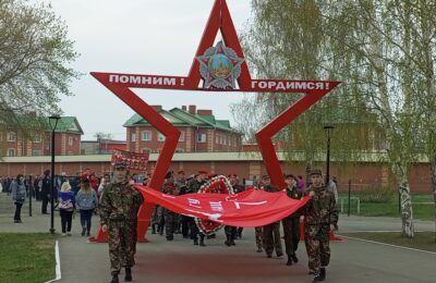 В День Победы в сквере Воинской Славы Куйбышева состоялось возложение цветов