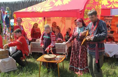 Мастера из Куйбышева продемонстрировали таланты на Всероссийской ассамблее ремесел