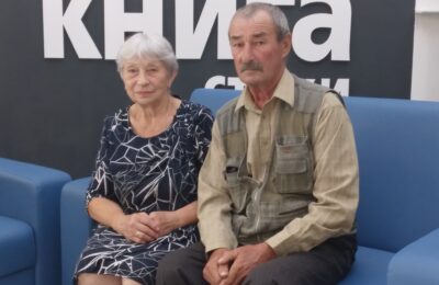 Любовь с первого взгляда: супруги Степановы из Комсомольского отметили золотую свадьбу
