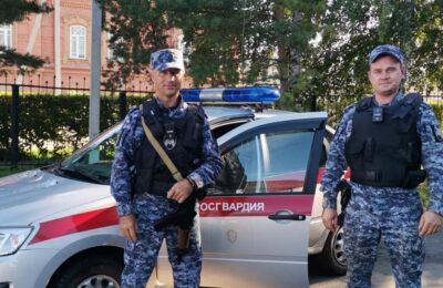Спасли людей на пожаре сотрудники Куйбышевского отдела вневедомственной охраны