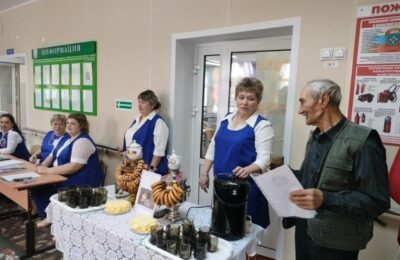 Более 600 выпускников: Чумаковская школа-интернат отмечает юбилей