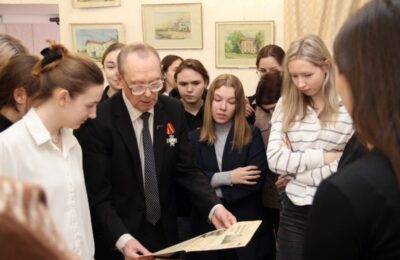 Встреча члена Союза журналистов СССР Николая Стацевича со студентами прошла в Куйбышеве