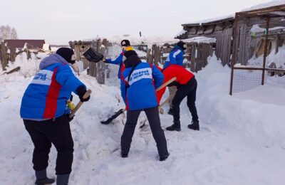 Cнежный десант оказал помощь семье участника СВО в Куйбышевском районе