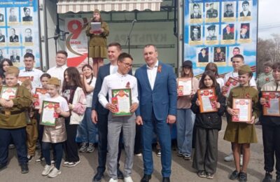 Школьникам Куйбышевского района получили благодарности из воинской части