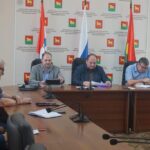 Встреча руководителя жилищной инспекции с управляющими компаниями прошла в Куйбышеве