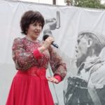 Певицу из Куйбышева Ларису Соловьеву поблагодарили азербайджанцы