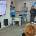 Обучение пенсионеров киберграмотности проходит в Новосибирской области