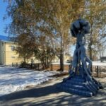 Скульптуру в честь семейных ценностей установили в Новосибирской области