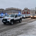 Полицейским в Новосибирской области вручили ключи от новых автомобилей