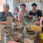 Более 100 упаковок с чак-чаком приготовили для бойцов в Куйбышевском районе