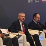 Строители России обсуждают в Новосибирске увеличение жилищного строительства