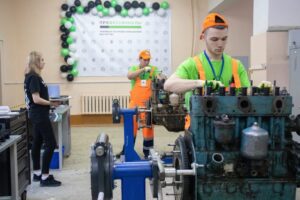 Более 200 студентов и школьников победили в региональном чемпионате по профмастерству