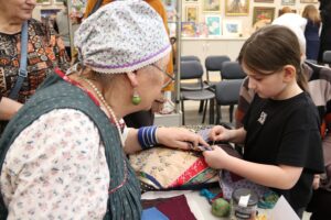 Более 30 мастеров Куйбышевского района представили свои работы на конкурсе «Мастера земли Каинской»