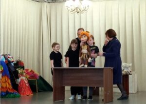 Куйбышевские дети учились у новосибирских артистов-кукловодов