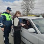 Соблюдать ПДД призвали волонтеры водителей в Куйбышеве