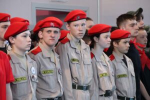 Почти 500 детей и подростков в Куйбышевском районе борются за победу в игре «Зарница 2.0»