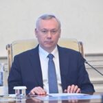 Глава Новосибирской области Андрей Травников сохранил 10-е место в рейтинге губернаторов