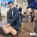 Госслужащие в Новосибирской области учатся оказывать первую помощь