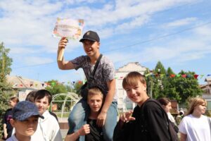 Лето в Куйбышеве стартовало в сквере «Дворцовый»
