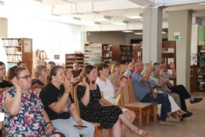 Куйбышевцы поддержали проект по щебенению дороги в секторе Z на кладбище