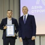 Губернатор Андрей Травников поздравил новосибирских строителей с профессиональным праздником
