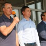 Мемориальную доску Герою СВО открыли в Куйбышеве