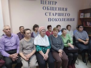 Занятия по финансовой грамотности помогают пенсионерам в Новосибирской области защититься от мошенников