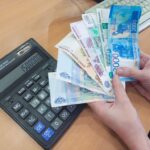 Более 23 тысяч жителей Новосибирской области получают доплату к пенсии за воспитание детей