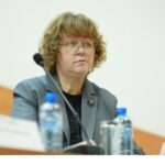 Елена Бахарева оценила работу системы профилактики социального сиротства в Куйбышевском районе