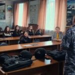 Росгвардия в Куйбышеве проводит Дни открытых дверей для школьников